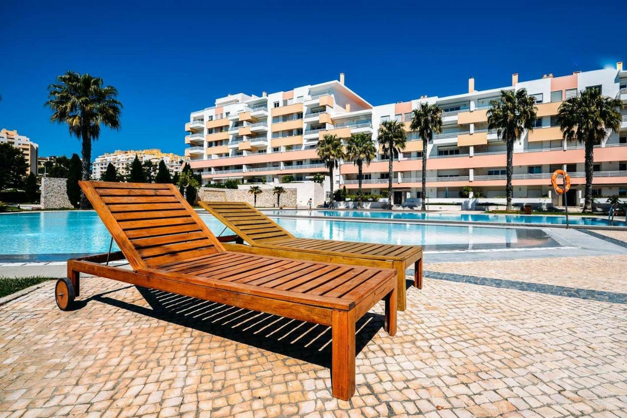 Fantastic Seaside Family Apartment With Pool ปาเรจิ ภายนอก รูปภาพ
