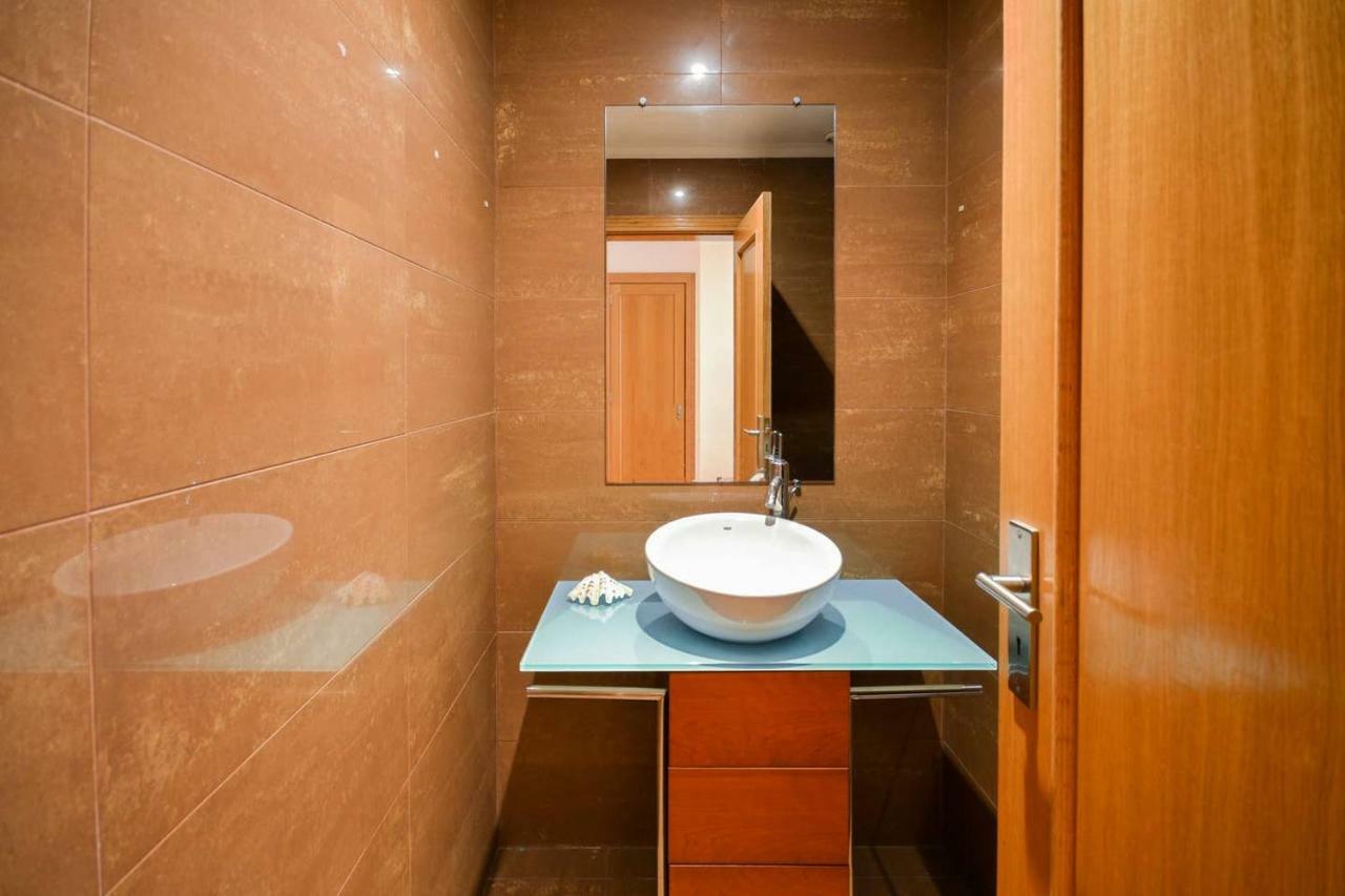 Fantastic Seaside Family Apartment With Pool ปาเรจิ ภายนอก รูปภาพ