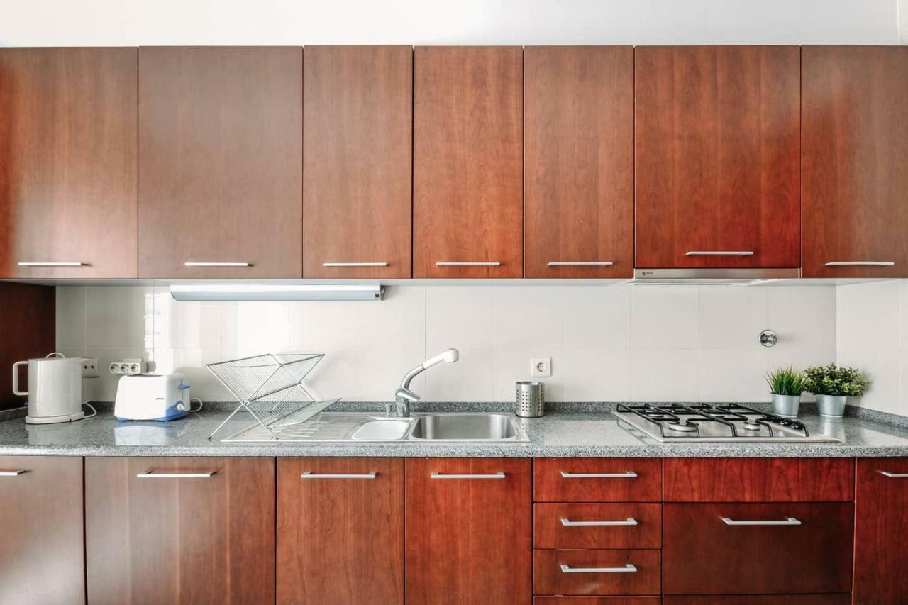 Fantastic Seaside Family Apartment With Pool ปาเรจิ ภายนอก รูปภาพ